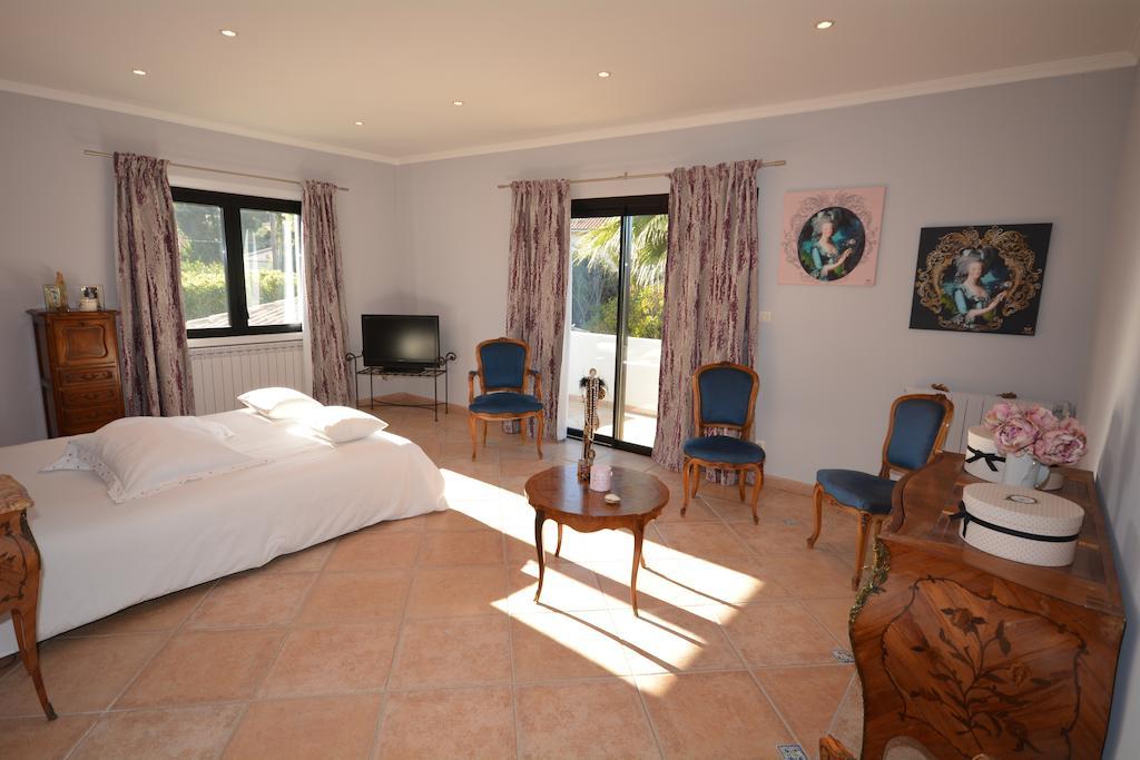 La Villa Blanche Sanary-sur-Mer Eksteriør bilde