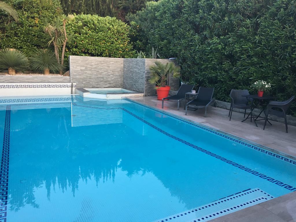 La Villa Blanche Sanary-sur-Mer Eksteriør bilde